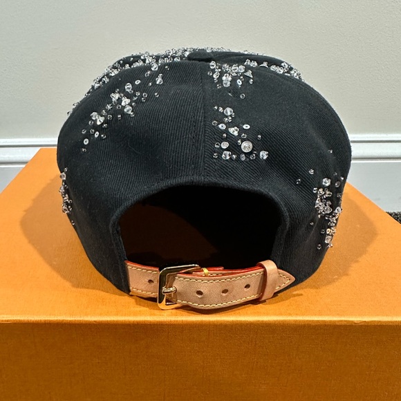 Louis Vuitton x Virgil Crystal Black / Yellow Script Hat - Picture 3 of 13